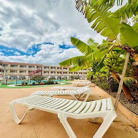 Ocean-View Studio With Pool Access Apartamento Costa del Silencio